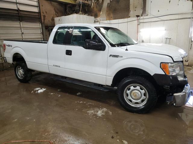 1FTVX1EF8EKG35306 - 2014 FORD F150 SUPER CAB WHITE photo 4