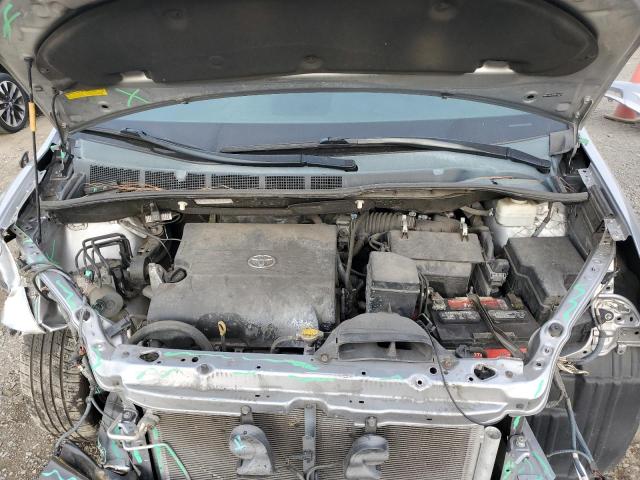 5TDZK3DCXDS340783 - 2013 TOYOTA SIENNA GRAY photo 12