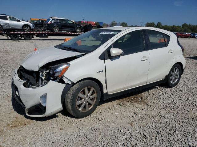 2017 TOYOTA PRIUS C, 