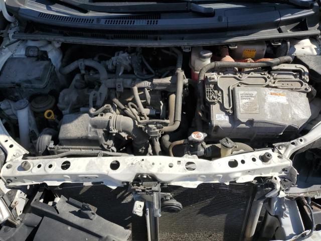 JTDKDTB33H1597933 - 2017 TOYOTA PRIUS C თეთრი ფოტო 11