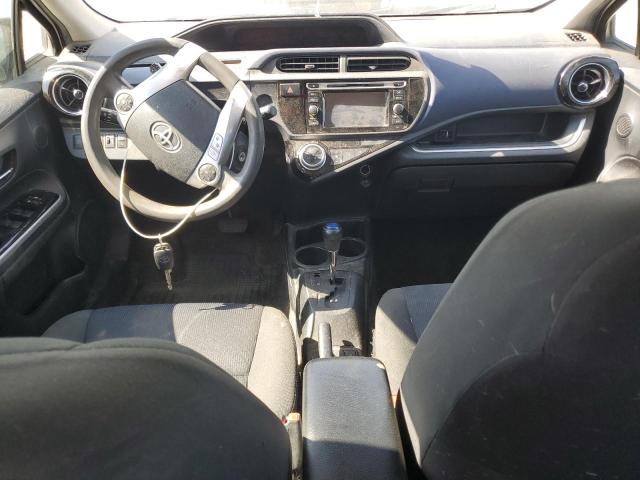 JTDKDTB33H1597933 - 2017 TOYOTA PRIUS C თეთრი ფოტო 8