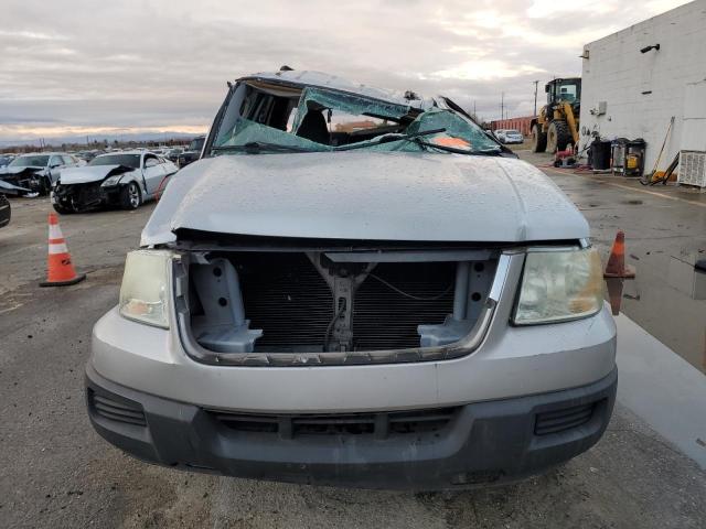 1FMPU13575LA67857 - 2005 FORD EXPEDITION XLS GRAY photo 5