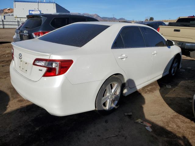 4T1BF1FK5EU466136 - 2014 TOYOTA CAMRY L WHITE photo 3