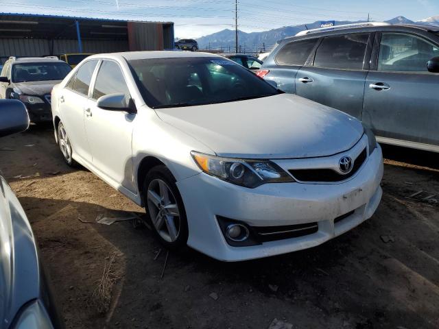 4T1BF1FK5EU466136 - 2014 TOYOTA CAMRY L WHITE photo 4