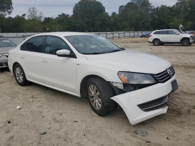 1VWAT7A37FC032817 - 2015 VOLKSWAGEN PASSAT S Սպիտակ լուսանկար 4