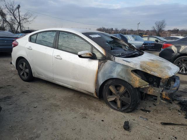 3KPFL4A73JE174383 - 2018 KIA FORTE LX BURN photo 4