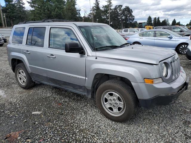 1C4NJRBB1FD257109 - 2015 JEEP PATRIOT SPORT 银色 照片 4