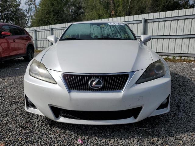 JTHBF5C29C5163804 - 2012 LEXUS IS 250 WHITE photo 5