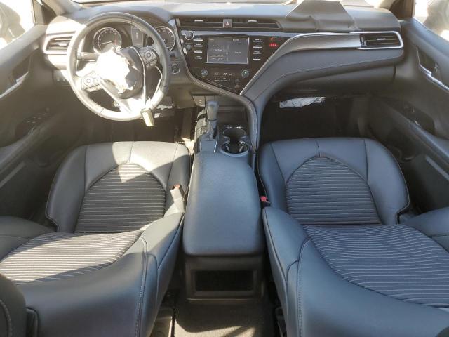 4T1B11HK3JU619988 - 2018 TOYOTA CAMRY L TEAL photo 8