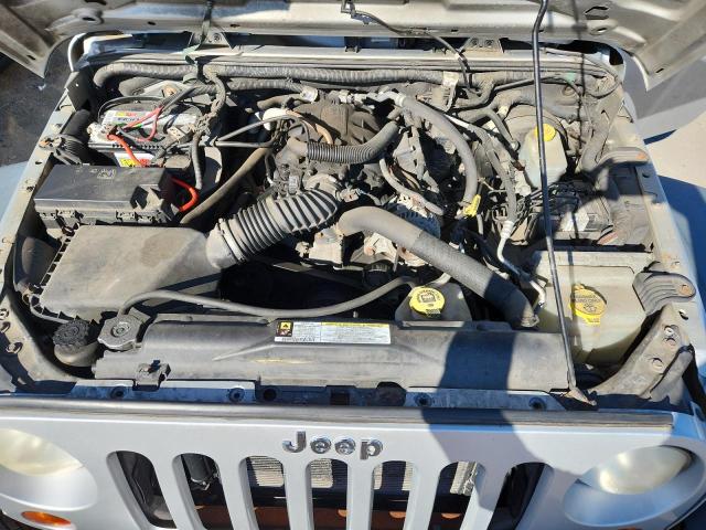 1J4FA24149L728786 - 2009 JEEP WRANGLER X Сріблястий фото 11