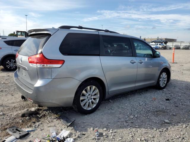 5TDDK3DC7BS012731 - 2011 TOYOTA SIENNA XLE Silber Foto 3