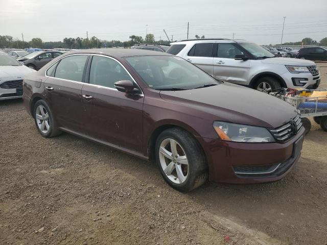 1VWBH7A31CC069363 - 2012 VOLKSWAGEN PASSAT SE Bordeaux Foto 4