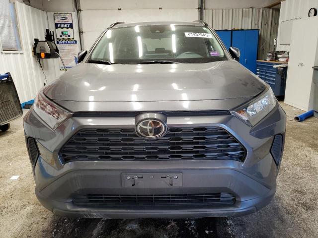 2T3G1RFV2KC052586 - 2019 TOYOTA RAV4 LE ნაცრისფერი ფოტო 5