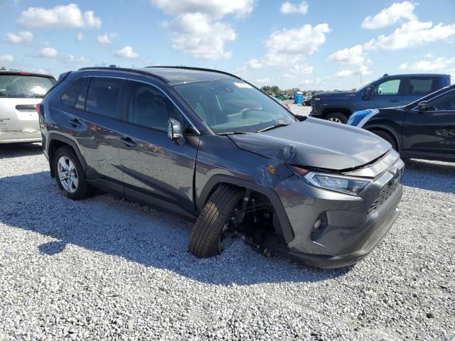 2T3W1RFVXKC032615 - 2019 TOYOTA RAV4 XLE Сұр фото 4
