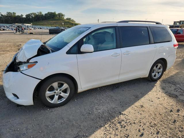2014 TOYOTA SIENNA LE, 