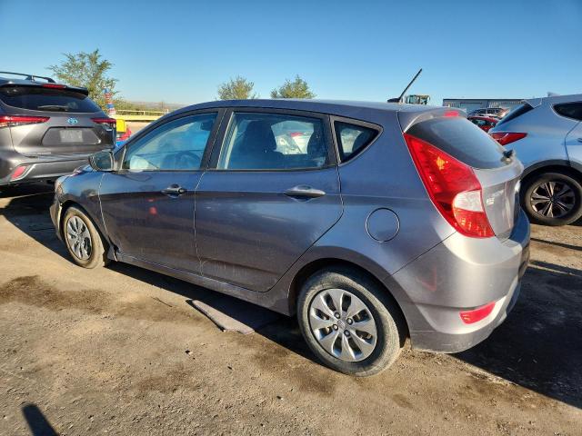 KMHCT5AE2HU307682 - 2017 HYUNDAI ACCENT SE GRAY photo 2