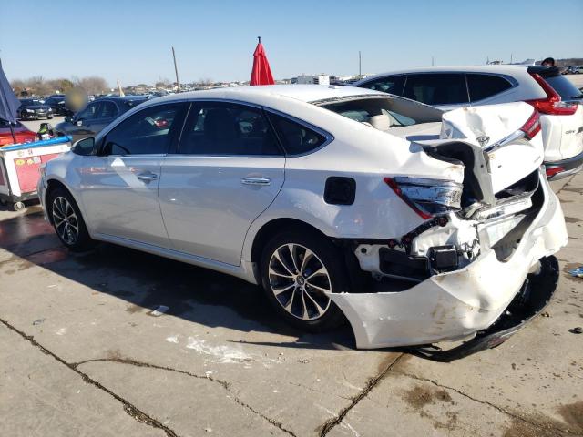 4T1BK1EB4JU267716 - 2018 TOYOTA AVALON XLE WHITE photo 2