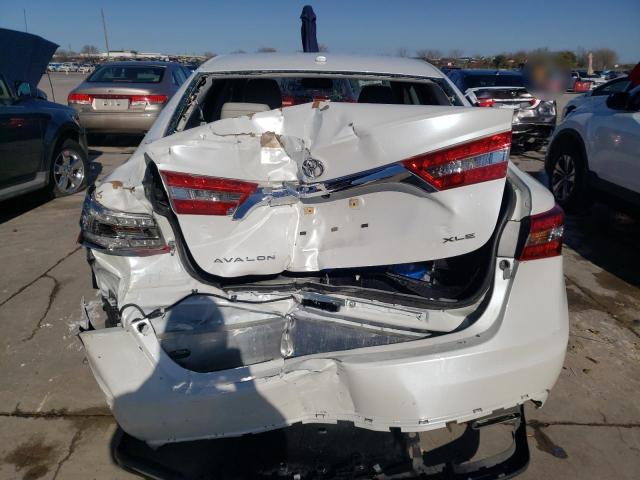 4T1BK1EB4JU267716 - 2018 TOYOTA AVALON XLE WHITE photo 6