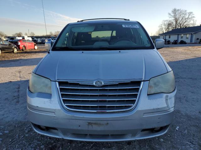 2A4RR5D16AR115314 - 2010 CHRYSLER TOWN & COU TOURING 银色 照片 5