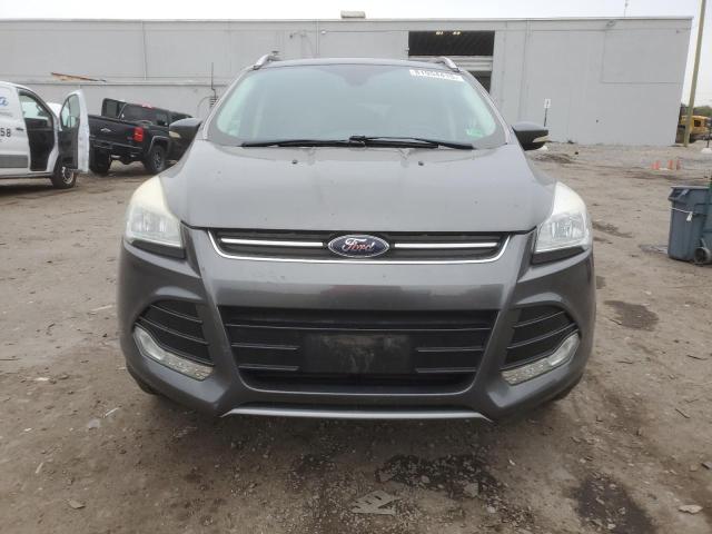 1FMCU9JXXGUA48301 - 2016 FORD ESCAPE TITANIUM GRAY photo 5