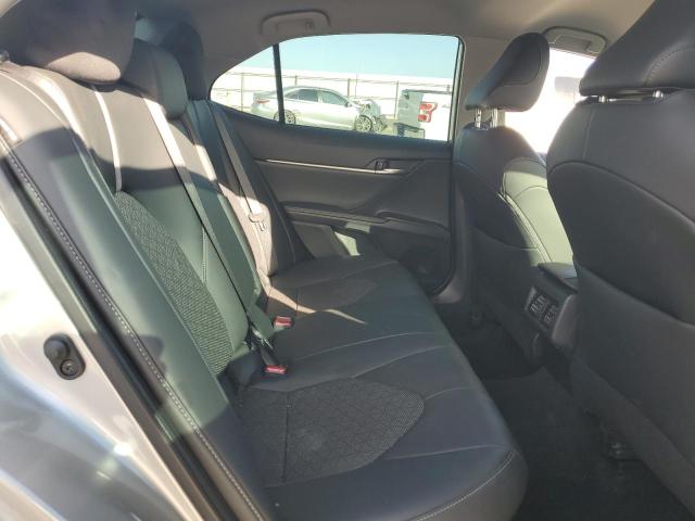4T1K31AK1NU585687 - 2022 TOYOTA CAMRY XSE SILVER photo 10