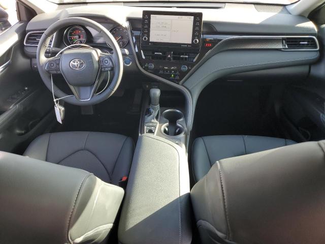 4T1K31AK1NU585687 - 2022 TOYOTA CAMRY XSE SILVER photo 8