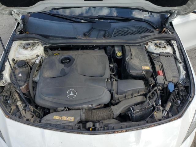 WDDSJ4GB5FN186818 - 2015 MERCEDES-BENZ CLA 250 4MATIC WHITE photo 11