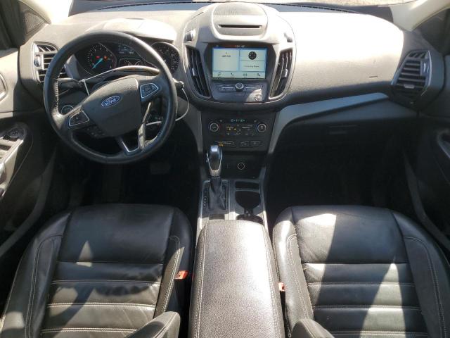 1FMCU9HD4JUC75504 - 2018 FORD ESCAPE SEL Beyaz fotoğraf 8