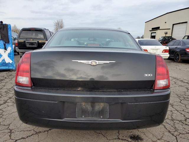 2C3JA43R25H619970 - 2005 CHRYSLER 300 BLACK photo 6