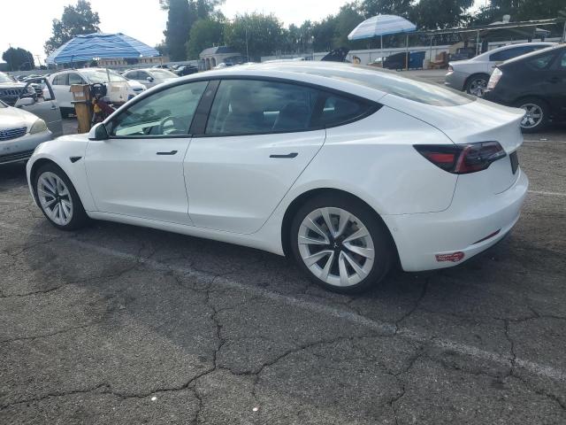 5YJ3E1EB5NF145199 - 2022 TESLA MODEL 3 WHITE photo 2