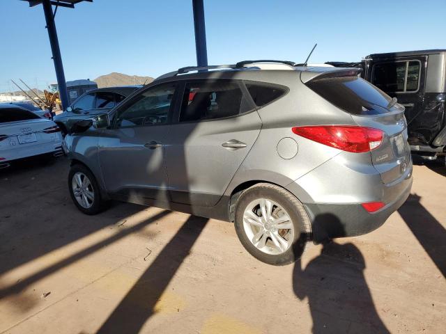 KM8JU3ACXDU768694 - 2013 HYUNDAI TUCSON GLS ვერცხლისფერი ფოტო 2