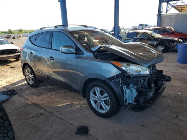 KM8JU3ACXDU768694 - 2013 HYUNDAI TUCSON GLS ვერცხლისფერი ფოტო 4