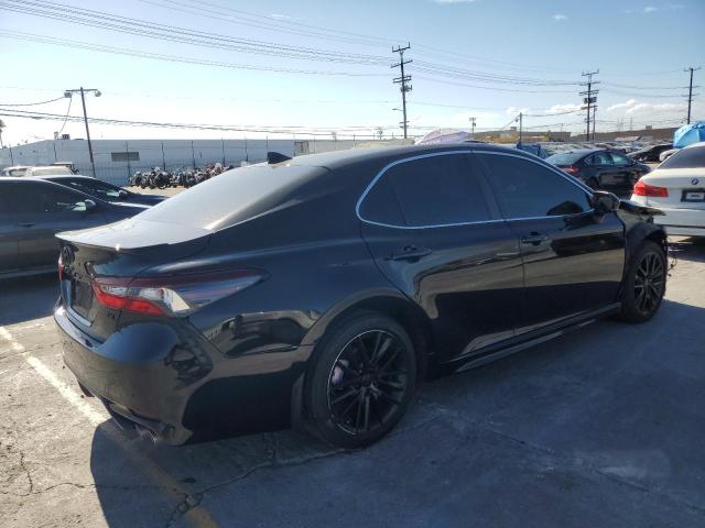 4T1G11AK3PU123100 - 2023 TOYOTA CAMRY SE NIGHT SHADE BLACK photo 3