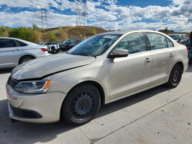 2013 VOLKSWAGEN JETTA SE, 