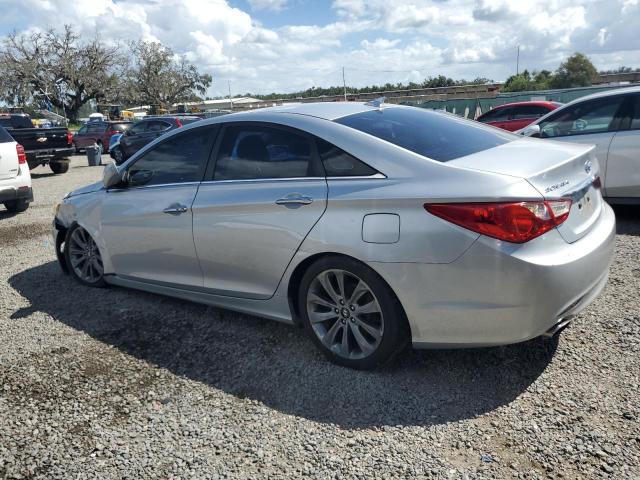 5NPEC4AB4CH321776 - 2012 HYUNDAI SONATA SE 银色 照片 2