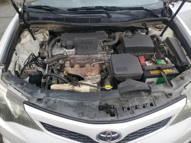 4T1BF1FK0CU621950 - 2012 TOYOTA CAMRY BASE 白色 照片 11