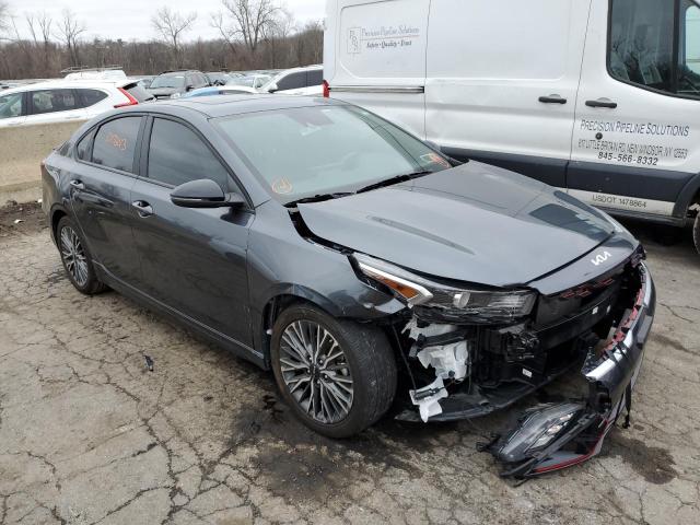 3KPF54AD8NE458534 - 2022 KIA FORTE GT LINE GRAY photo 4