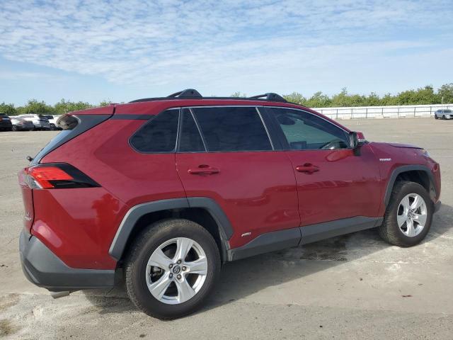 2T3MWRFV9LW052220 - 2020 TOYOTA RAV4 LE RED photo 3