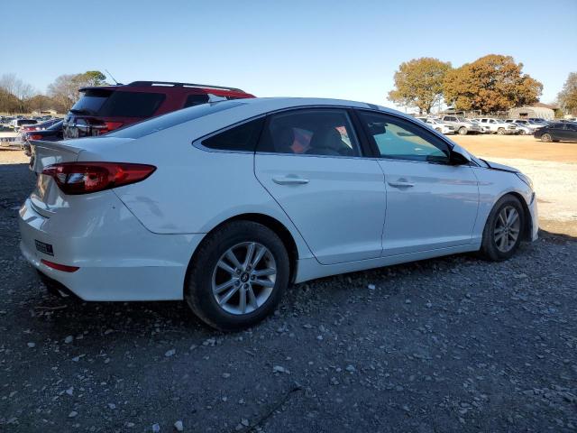 5NPE24AF9HH490768 - 2017 HYUNDAI SONATA SE WHITE photo 3