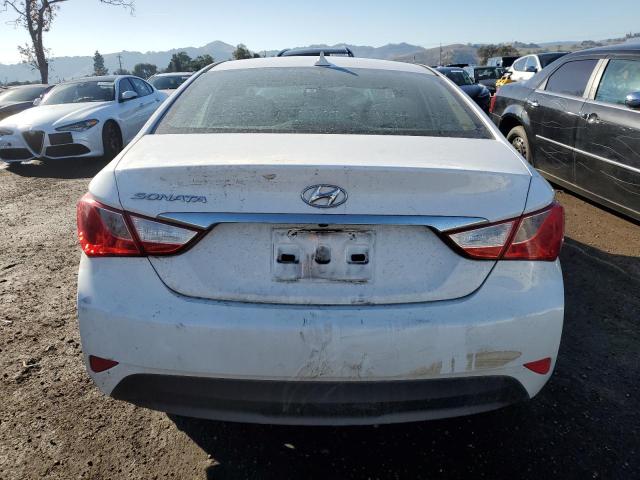 5NPEB4AC3EH940867 - 2014 HYUNDAI SONATA GLS WHITE photo 6