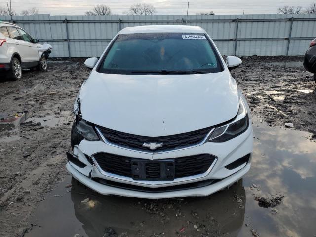 1G1BE5SM3H7122676 - 2017 CHEVROLET CRUZE LT WHITE photo 5