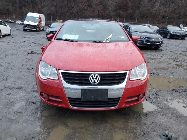 WVWBA7AH4AV015592 - 2010 VOLKSWAGEN EOS TURBO RED photo 5