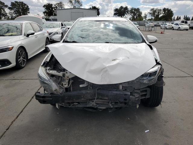 2T1BURHE4HC746857 - 2017 TOYOTA COROLLA L 白色 照片 5