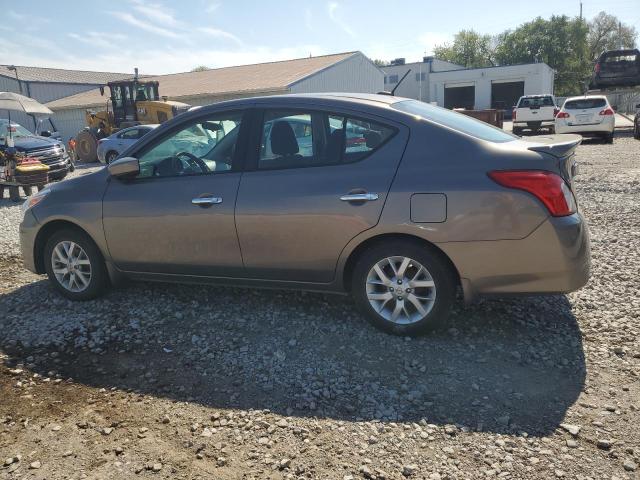 3N1CN7APXHL893993 - 2017 NISSAN VERSA S TAN photo 2