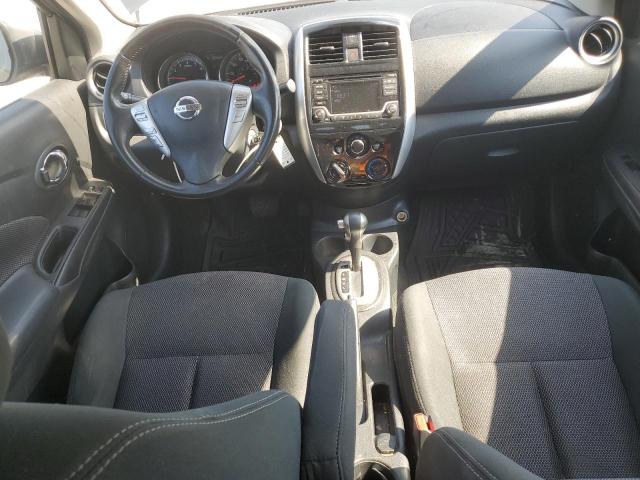 3N1CN7APXHL893993 - 2017 NISSAN VERSA S TAN photo 8