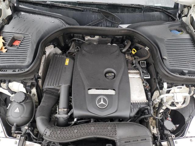 WDC0G4KB7JV035571 - 2018 MERCEDES-BENZ GLC 300 4MATIC WHITE photo 11