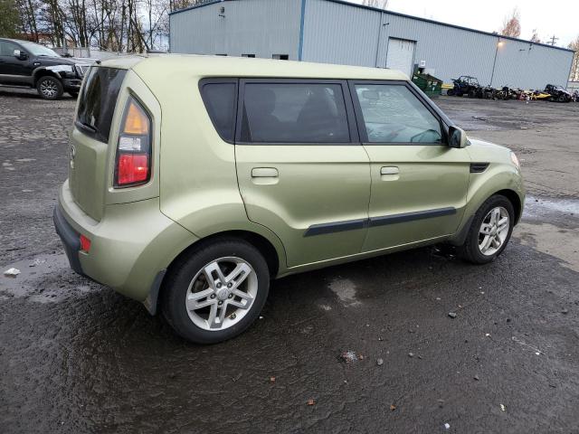 KNDJT2A27A7079747 - 2010 KIA SOUL + GREEN photo 3