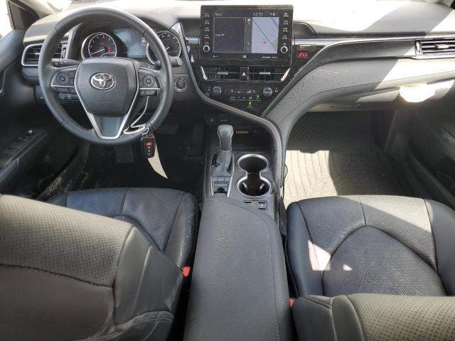 4T1F11AK2PU086178 - 2023 TOYOTA CAMRY XLE WHITE photo 8