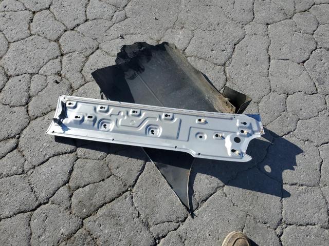 JN8AE2KP9F9132680 - 2015 NISSAN QUEST S ვერცხლისფერი ფოტო 13