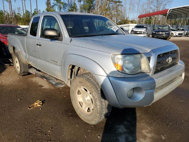 5TETU62N89Z664721 - 2009 TOYOTA TACOMA PRERUNNER ACCESS CAB SILVER photo 4